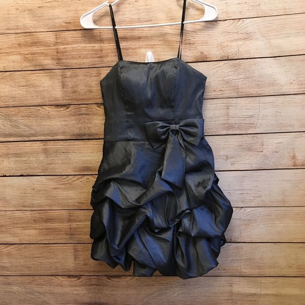‎MASQUERADE STRAPLESS RUFFLED SKIRT DRESS - Picture 7 of 8